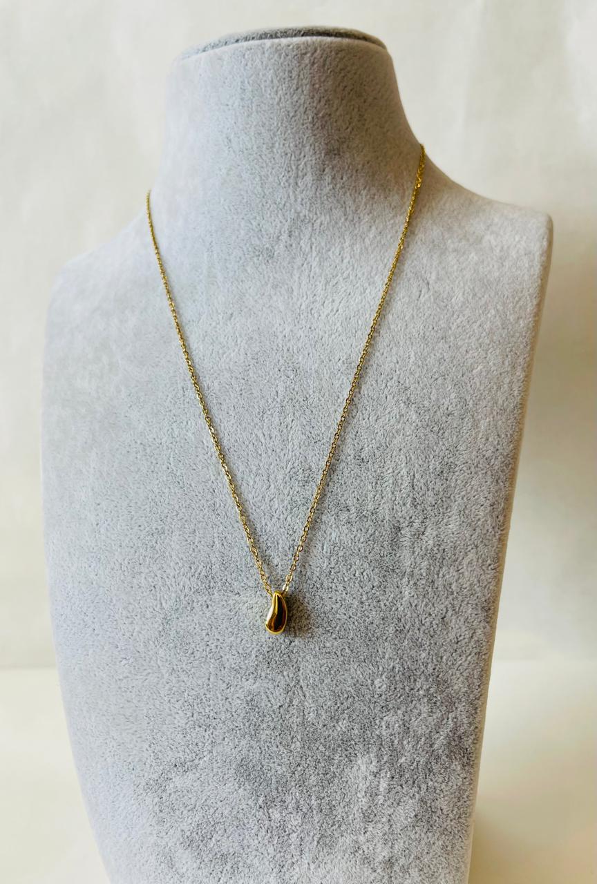BLAKLACE - RAINDROP PENDANT NECKLACE