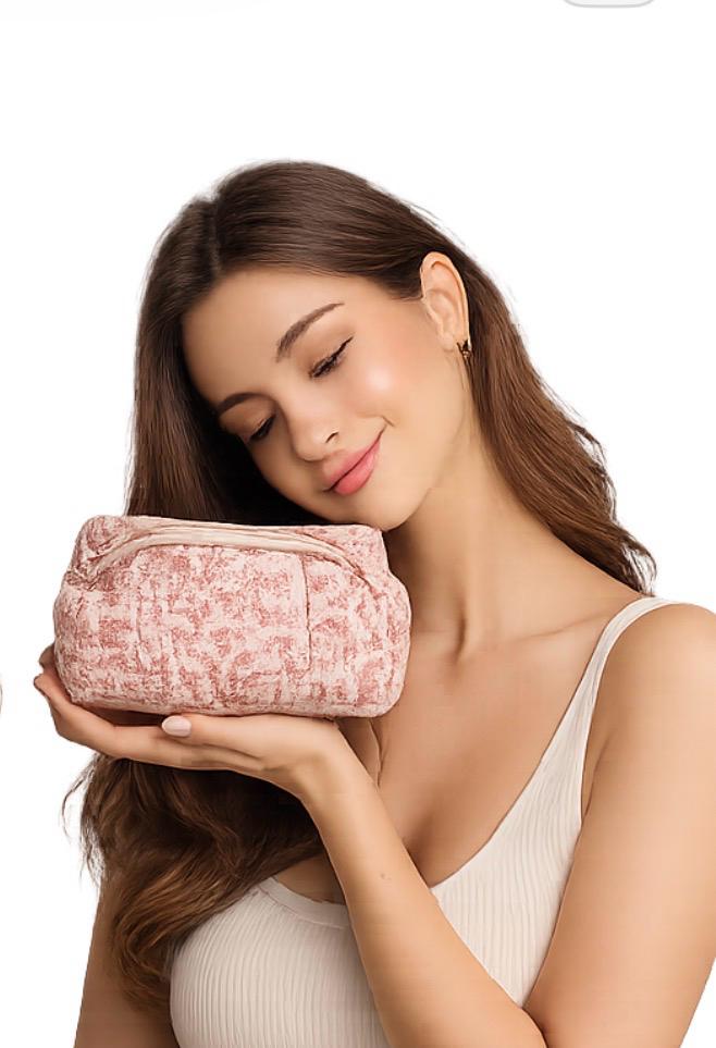 BLAKLACE-MAKEUP POUCH