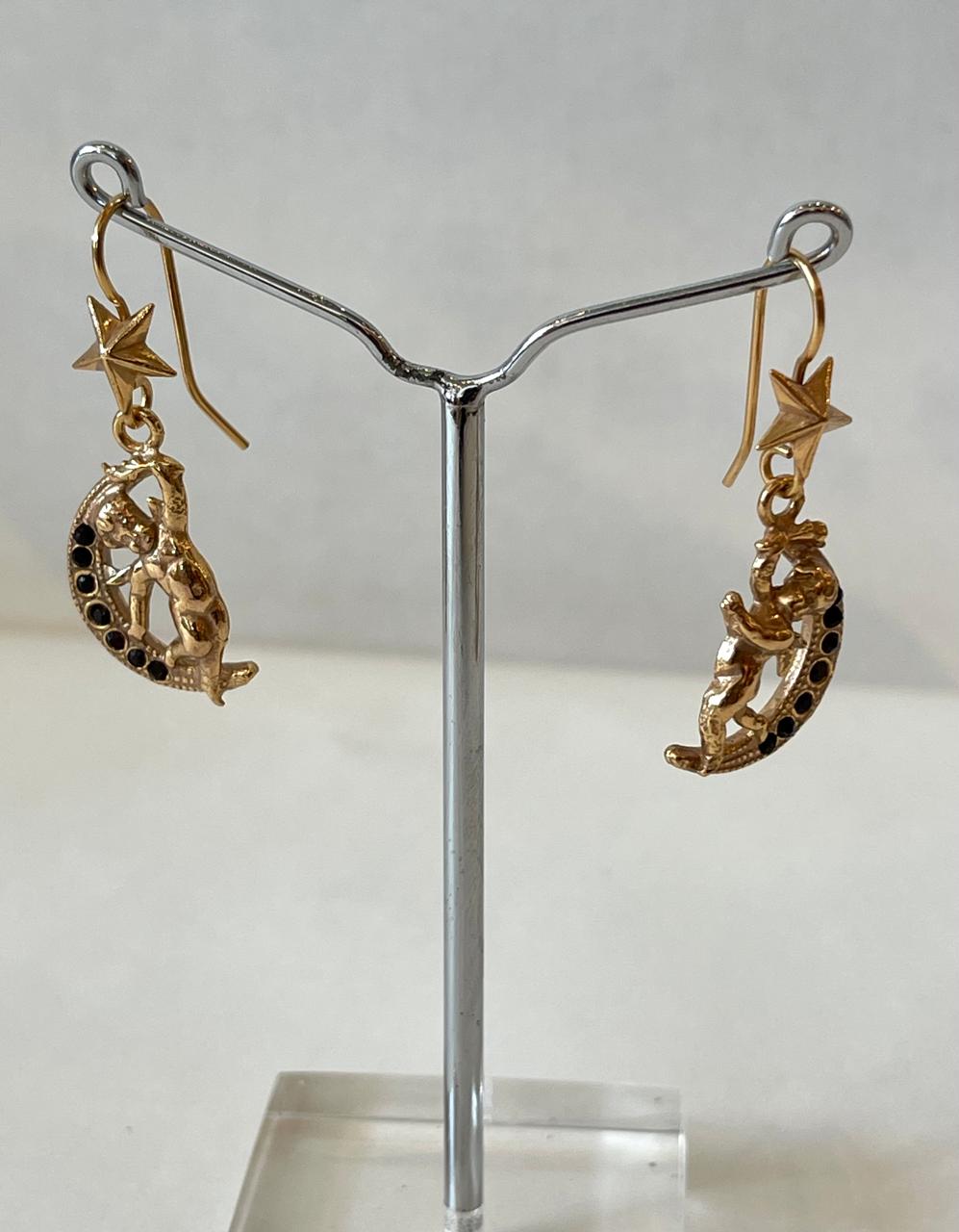 BLAKLACE - ANGEL DANGLE  EARRING